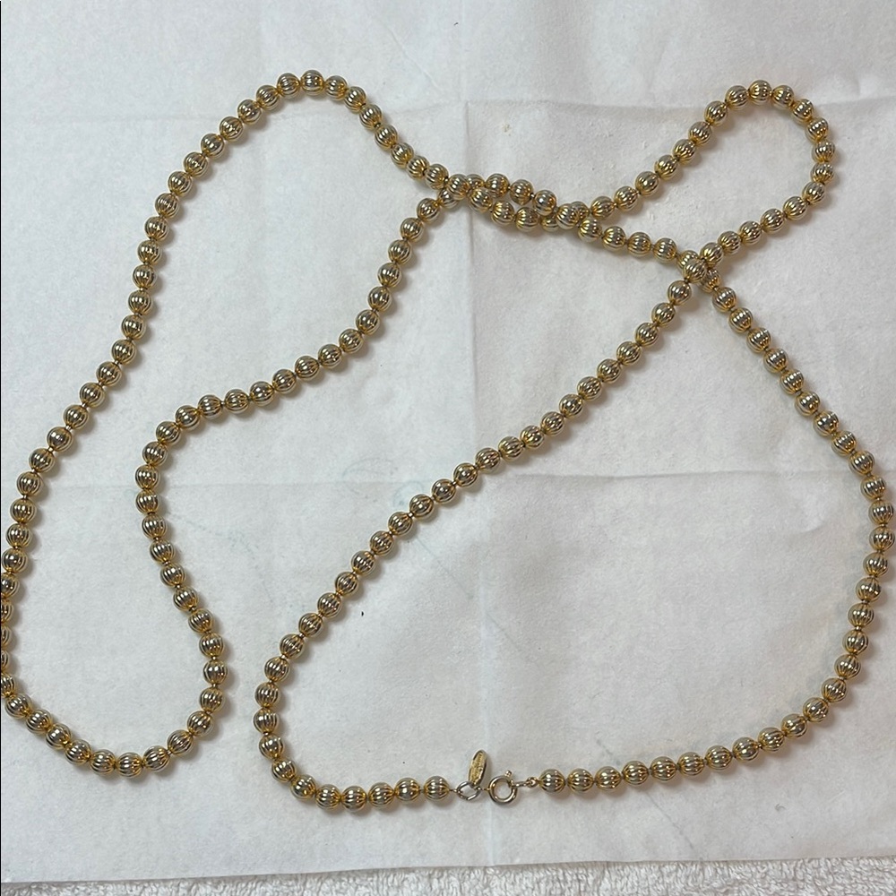 Elegant Vendôme Gold Beaded Necklace